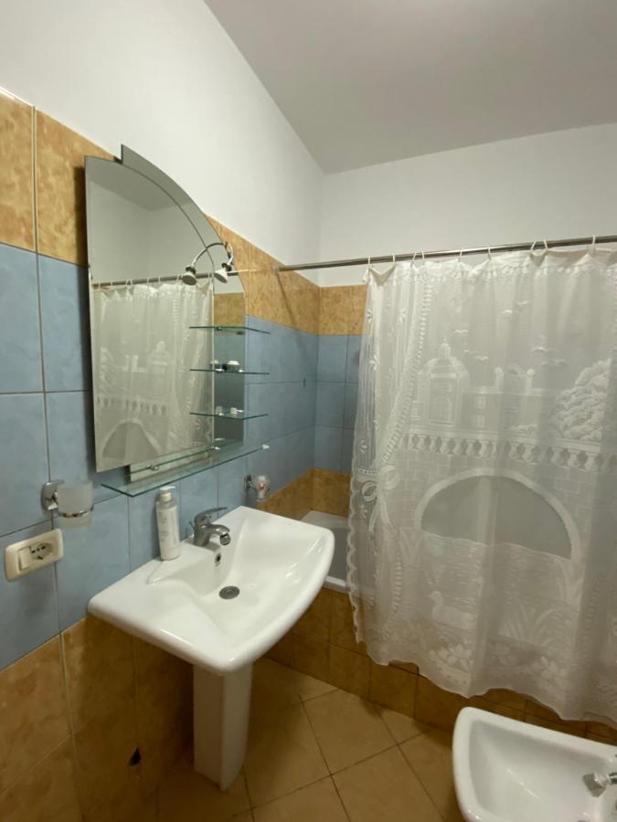 Noar Apartment Саранде Екстериор снимка