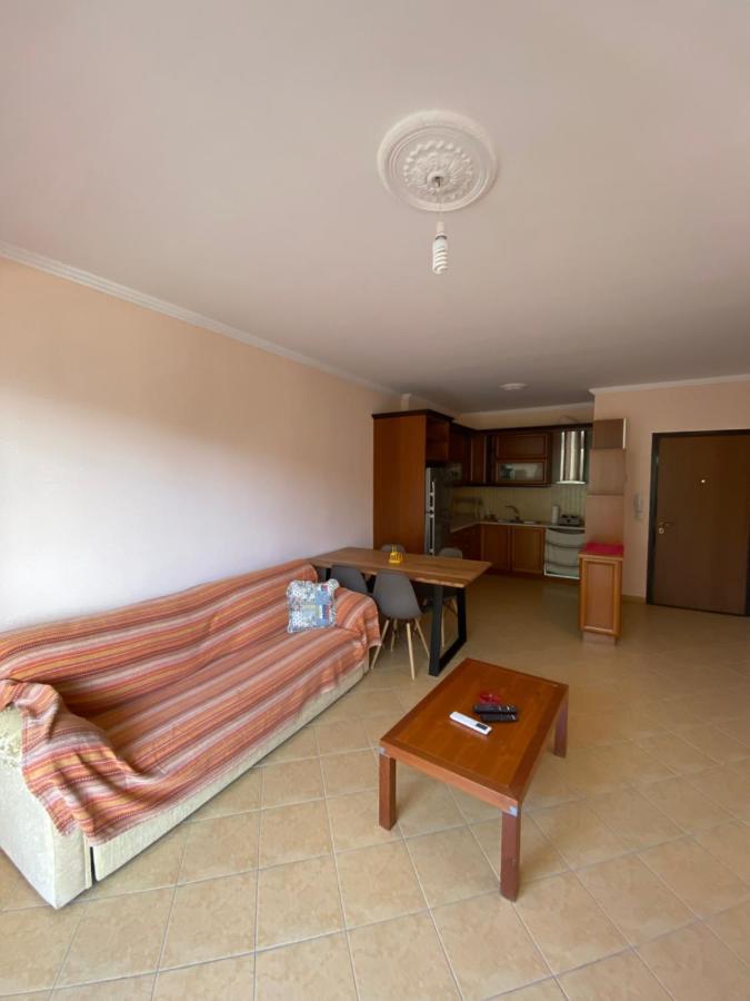 Noar Apartment Саранде Екстериор снимка