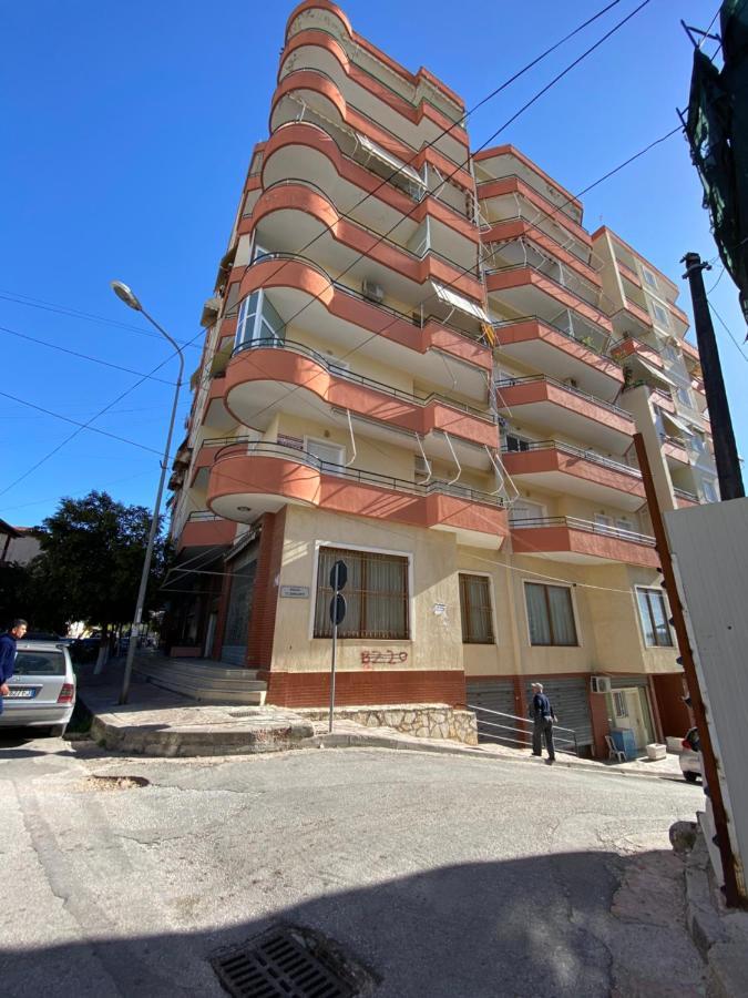 Noar Apartment Саранде Екстериор снимка