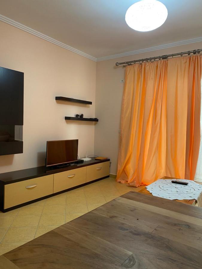 Noar Apartment Саранде Екстериор снимка