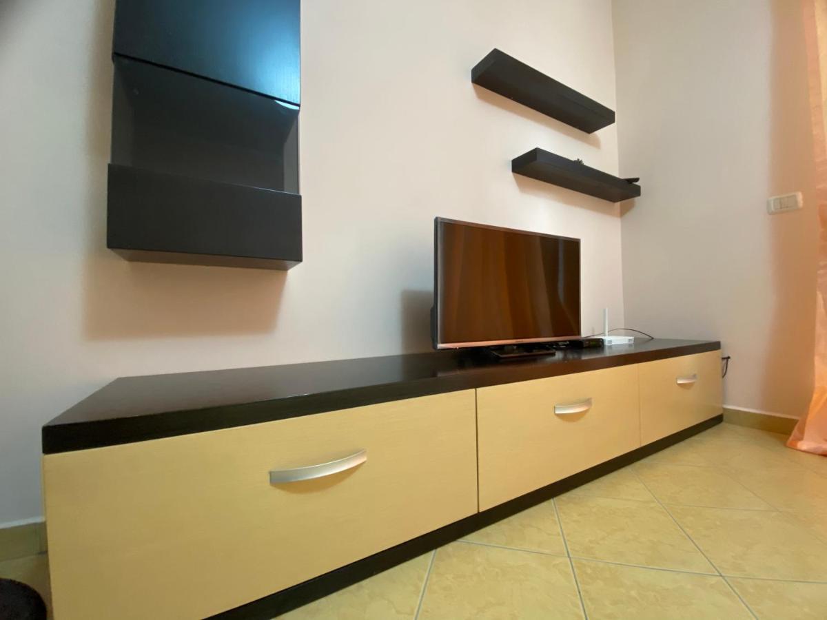 Noar Apartment Саранде Екстериор снимка